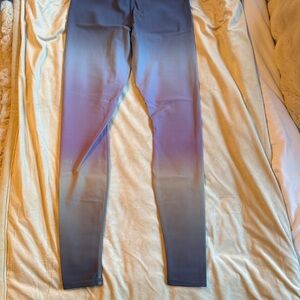 ALO Yoga women’s Ombre Leggings in Blue and Purple
